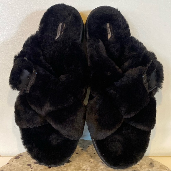 Skechers Women's Arch Fit Go Lounge Unwind Black Faux Fur Buckle Slippers Sz 10 - Picture 9 of 15